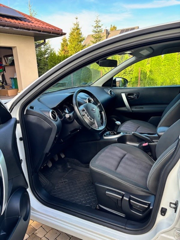 Sprzedam Nissan Qashqai 1,6 Benzyna 2012