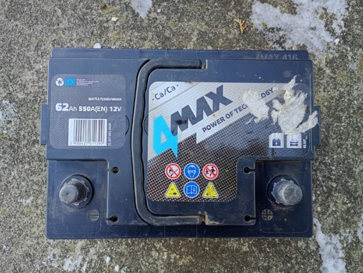 Sprzedam akumulator 62 Ah, prąd rozruchowy 550 A