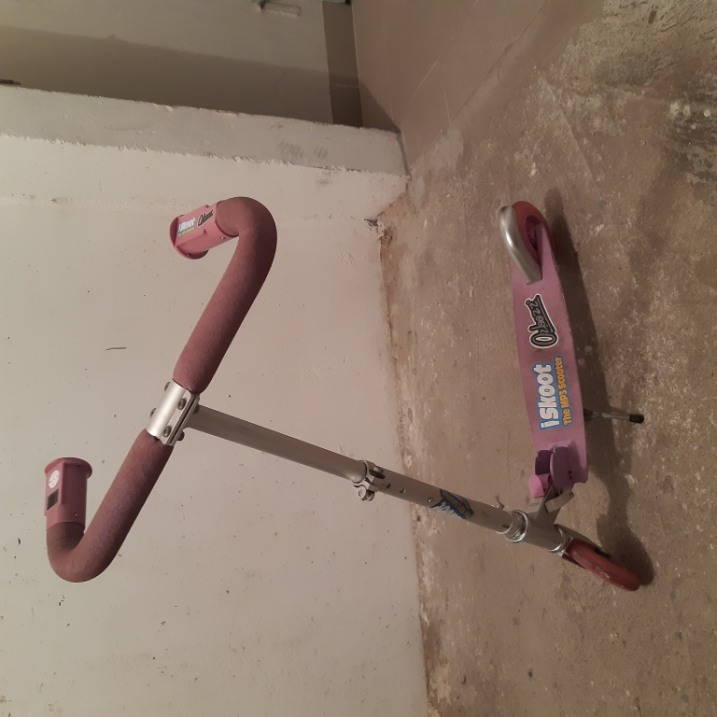 Hulajnoga dla dziewczynki - używana tanio sprzedam