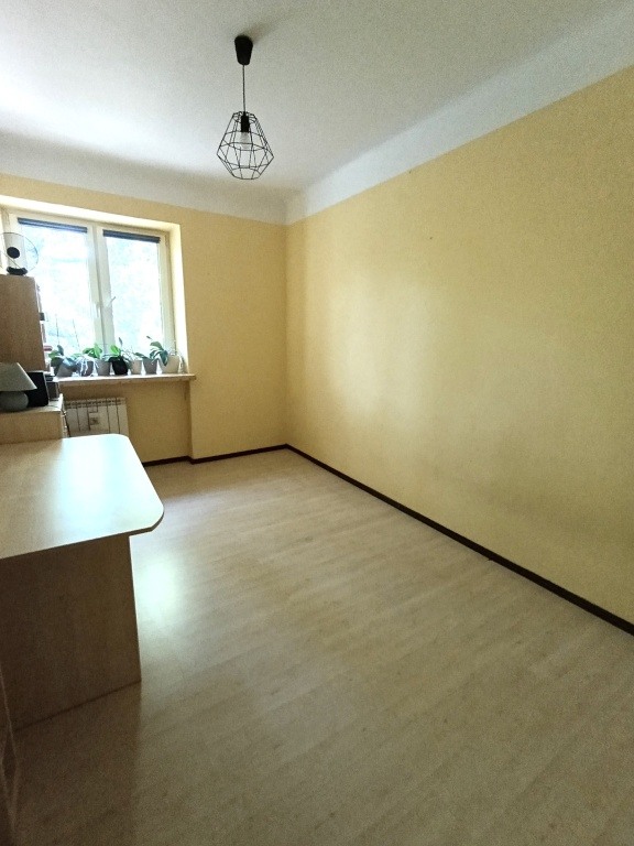 Sprzedam przestronne mieszkanie