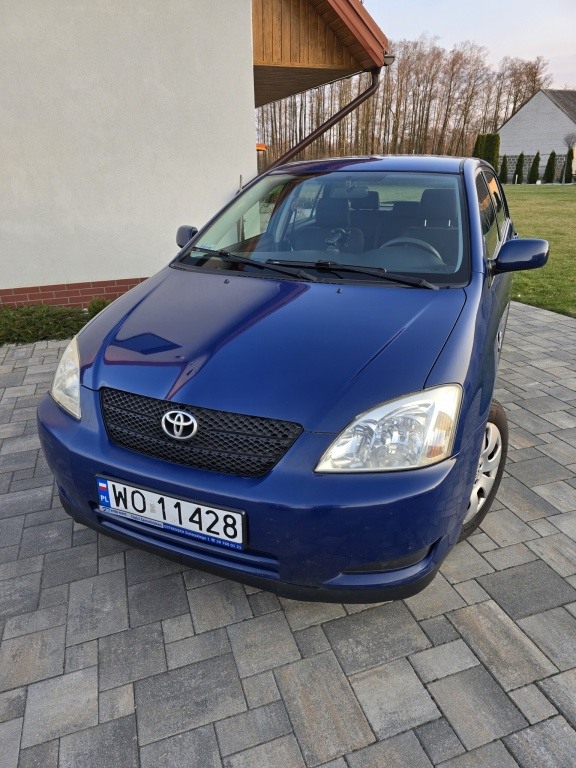 Toyota Corolla E12 2004 183 tys. km
