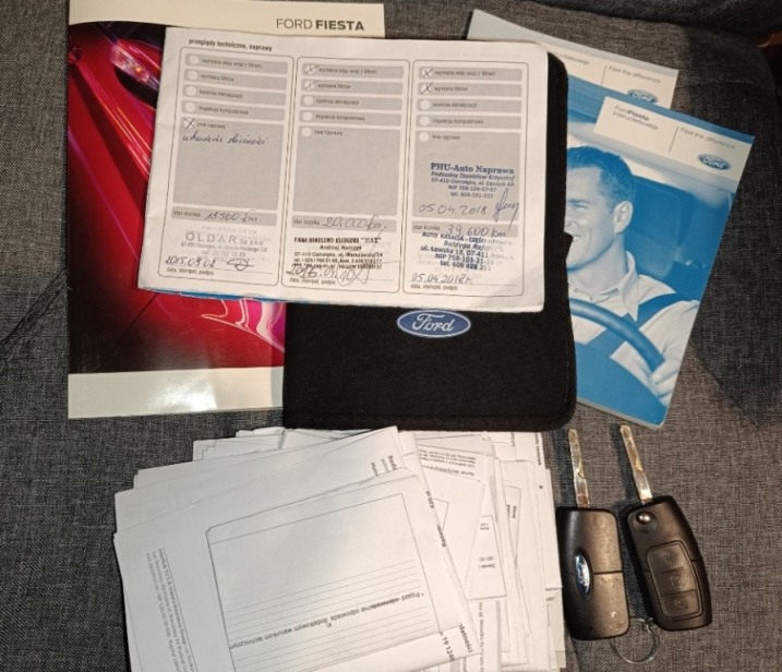 Piękny Ford Fiesta lift 2013r. benzyna Titanium