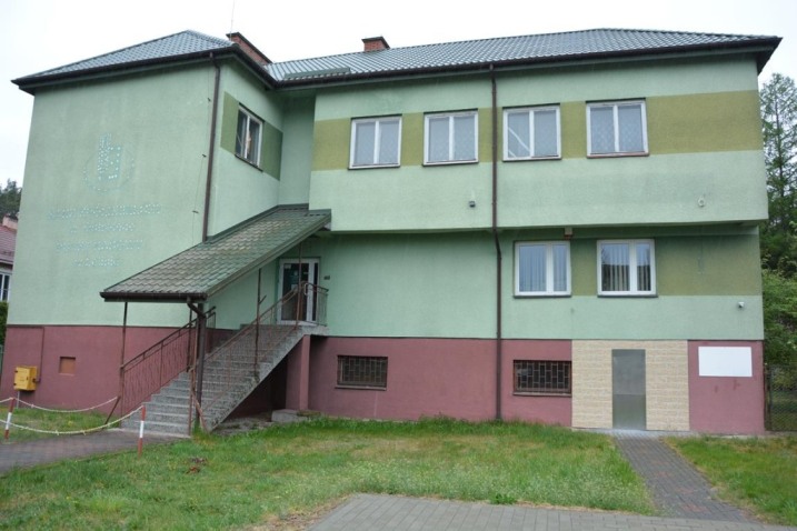OKAZJA! Atrakcyjny, piętrowy budynek w centrum Lelisa