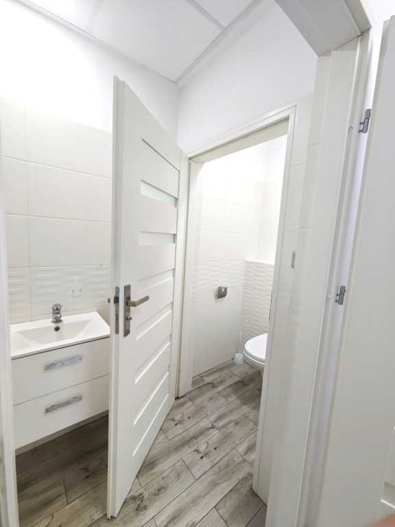 Lokal do wynajęcia. Dwie duże sale + inne pomieszczenia. Ostrołęka - centrum