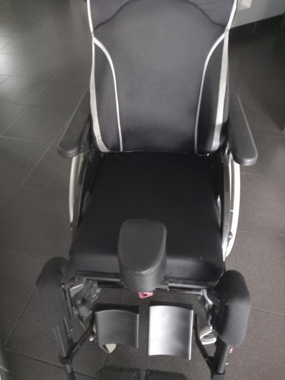 Sprzedam wózek inwalidzki Netti 4U CED