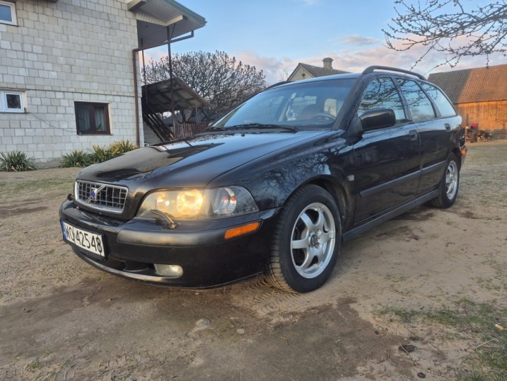 Volvo v40 2002r 1.9 diesel