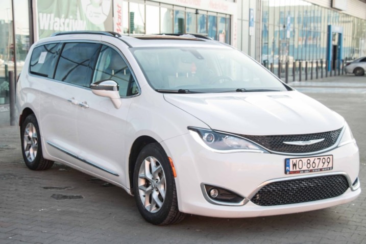 Chrysler Pacyfica limited 2020r