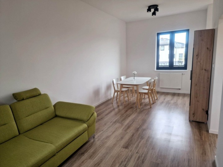 50m2 / dwa pokoje / blisko GALERII /