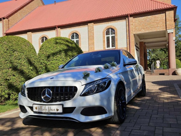 Auto do ślubu