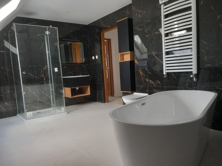 Remonty i wykończenia wnętrz Zdjęcia