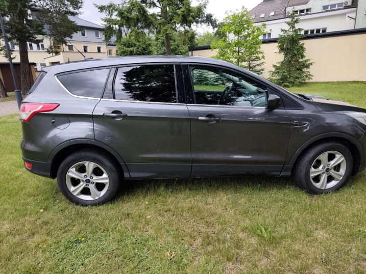 Ford Escape Kuga 1.6 (USA)