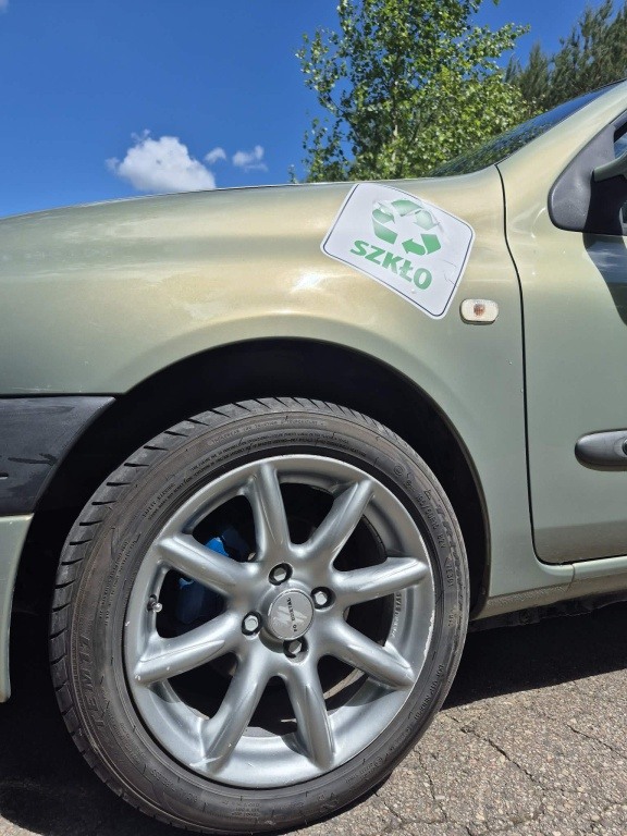 Sprzedam Renault clio 2 2000r