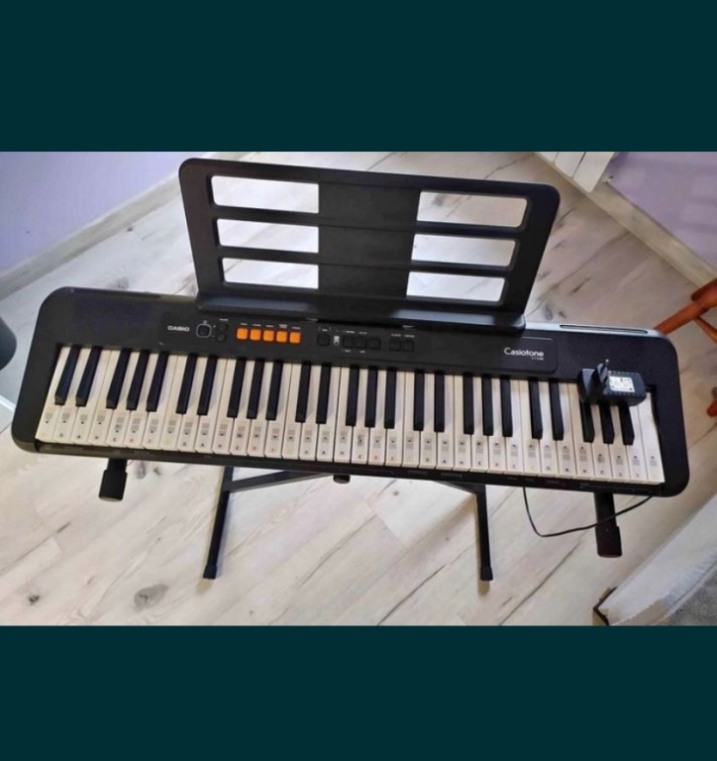 Keyboard casio CT - 100