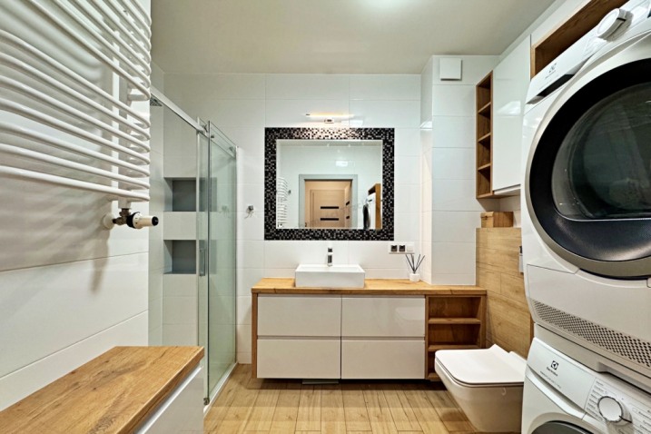 4- pokojowe mieszkanie przy ul. Rogalewicz w Ostrołęce