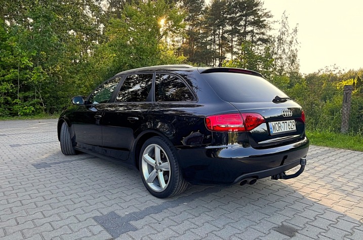 Audi A4 Audi A4 2.0 TDI S-LINE PRYWATNIE pewne zadbane auto