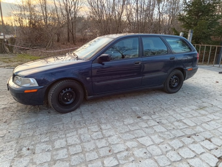 Volvo v40 2002r. 1.9 diesel 1 właściciel w Polsce od 2018 r.