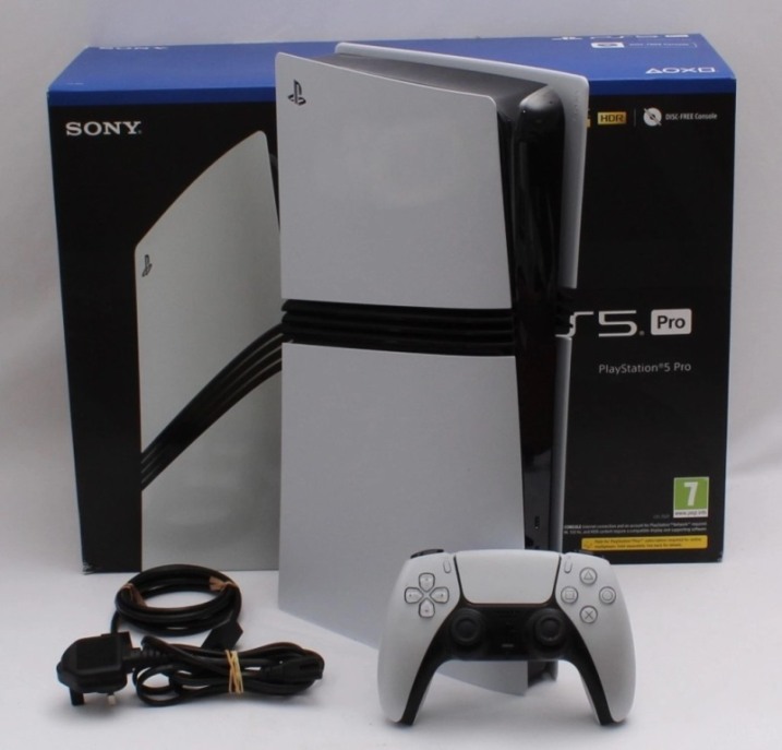 nowe, oryginalne konsole Sony PlayStation PS5 Pro, Sony PS5 Slim, Microsoft Xbox Series X 2TB