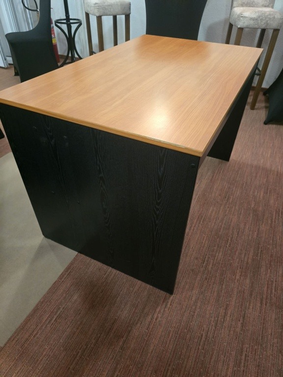 Sprzedam biurko 120x74x75