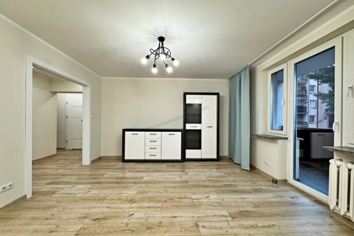 67m2 na II piętrze w ścisłym centrum Ostrołęki