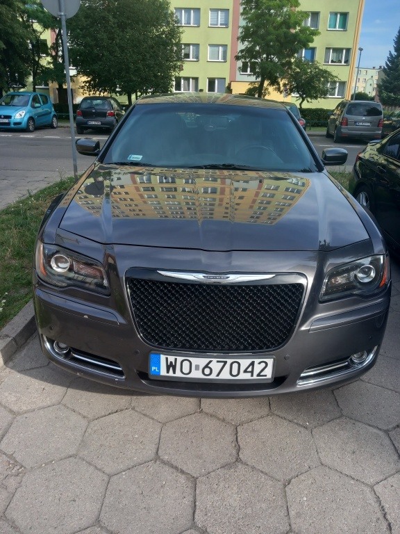 Sprzedam Chrysler 300S rok produkcji 2014, MOC 296 KM, Benzyna+Gaz.