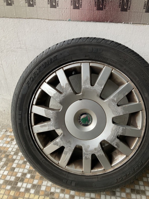 Koła skoda 16 cali r16 5x112