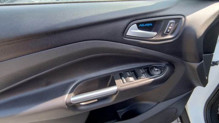 Ford Kuga 4x4 Titanium bezwypadkowy diesel 2,0