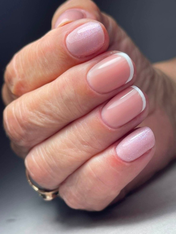 STYLIZACJA PAZNOKCI OSTROŁĘKA - ŻELE, HYBRYDY, MANICURE MĘSKI, ZDOBIENIA 690 029 629