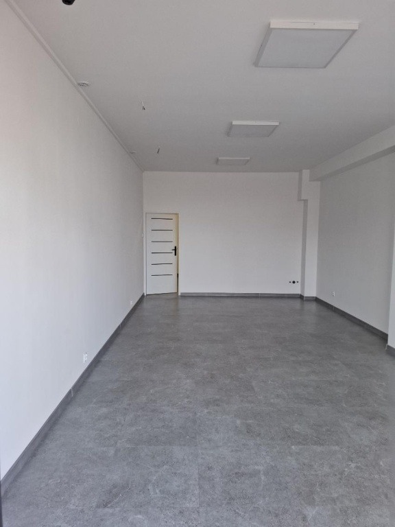 Wynajmę lokal w centrum Myszyńca