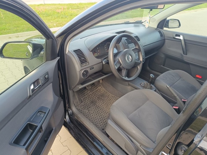 Sprzedam volkswagen polo 2005r. benzyna
