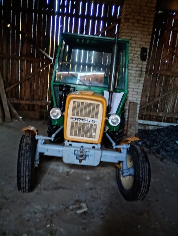 Ciągnik ursus c330M