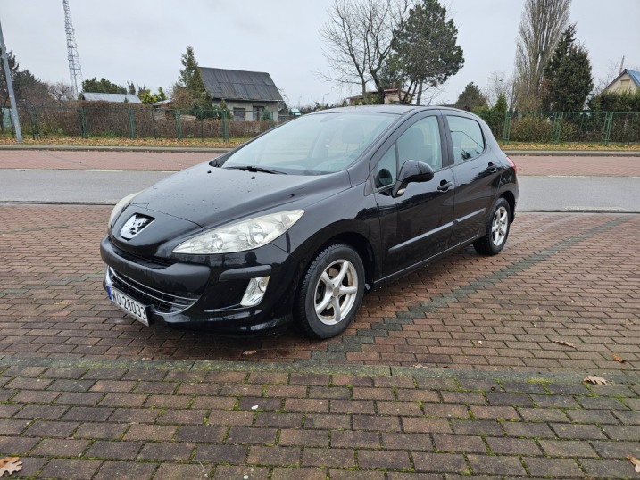 Na sprzedaż Peugeot 308 od pierwszego właściciela