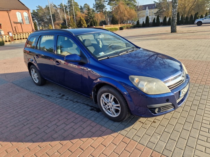 Opel Astra H kombi 1.7 CDTI