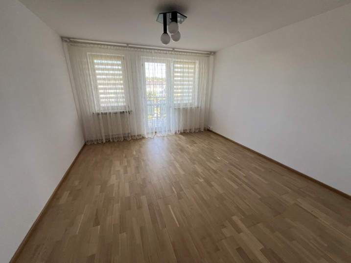 Wynajmę mieszkanie 55,3 m2 przy ul. Sikorskiego 18 w Ostrołęce