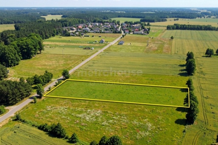 Działka rolno-budowlana 56 ar w Bakule