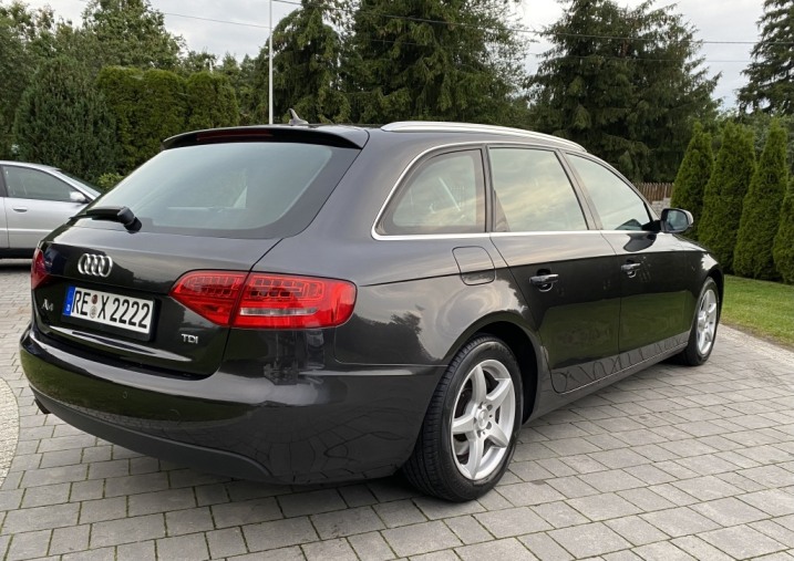 Audi A4 B8 2.0 TDI 143 KM – 2010r.