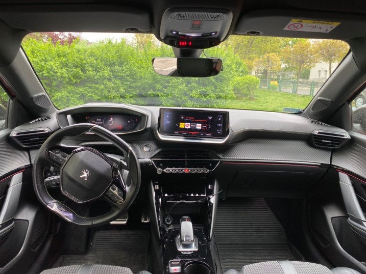 Peugeot 208 II serwisowany w ASO