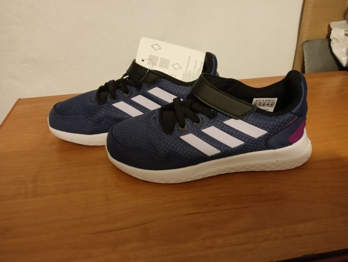 Buty dla dziewczynki i dla chlopca