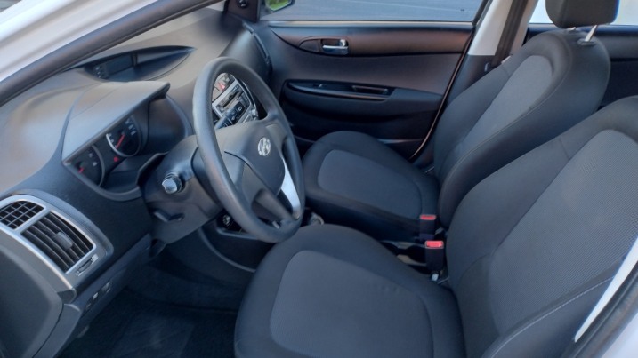 Hyundai i20 benzyna świeżo sprowadzony