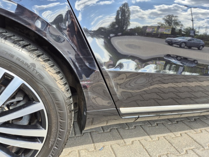Sprzedam VW Passat B7 2.0 TDI - niski przebieg