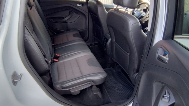 Ford Kuga 4x4 Titanium bezwypadkowy diesel 2,0