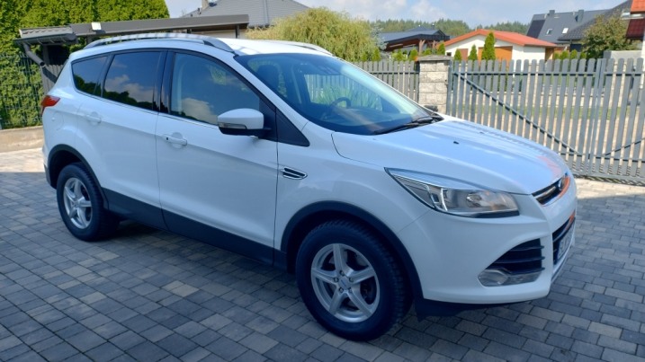Ford Kuga 4x4 Titanium bezwypadkowy diesel 2,0