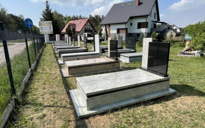 Nagrobki Ostrołęka