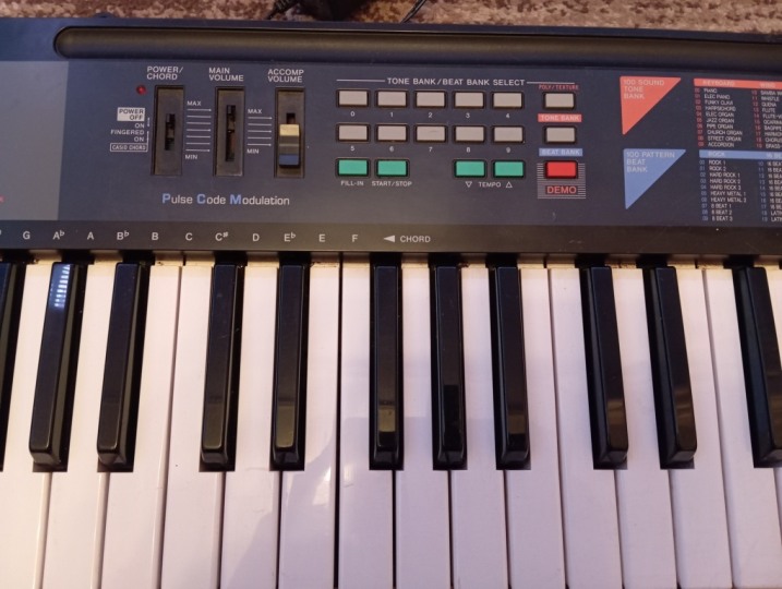 Keyboard CASIO CA-110 z zasilaczem