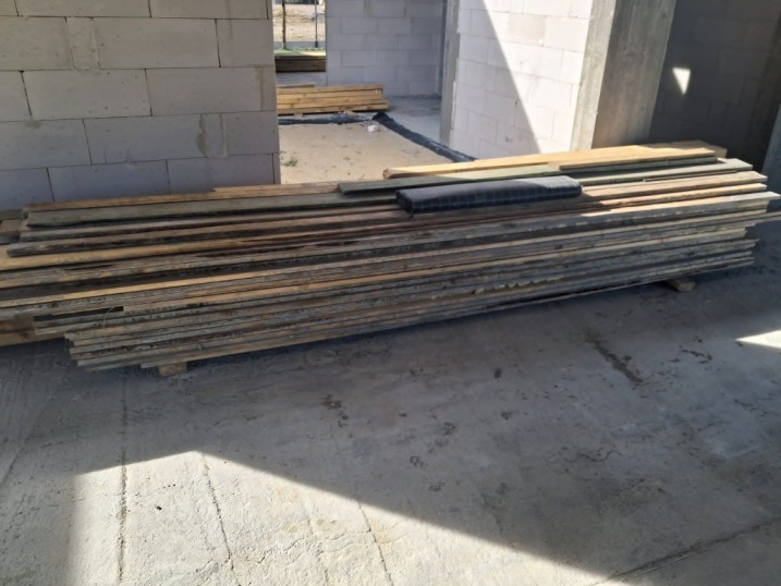 Sprzedam kantówki i deski szalunkowe