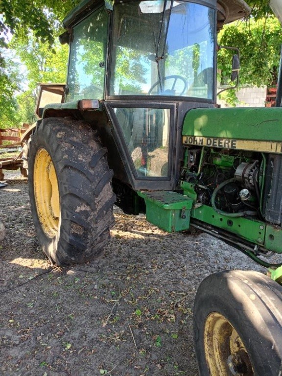 Sprzedam ciągnik John Deere