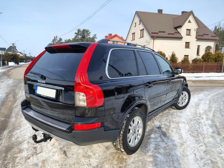 Volvo XC90 Lift *2.4 D5* 4x4* Zadbane* SUV
