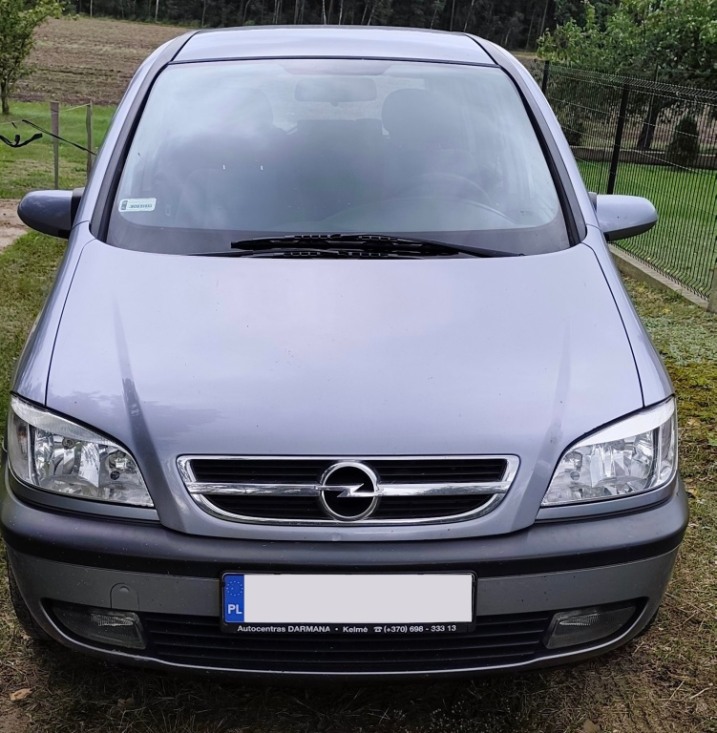 Opel Zafira A 1.8 125 KM, wersja Elegance, 2003 r. — 7 os.