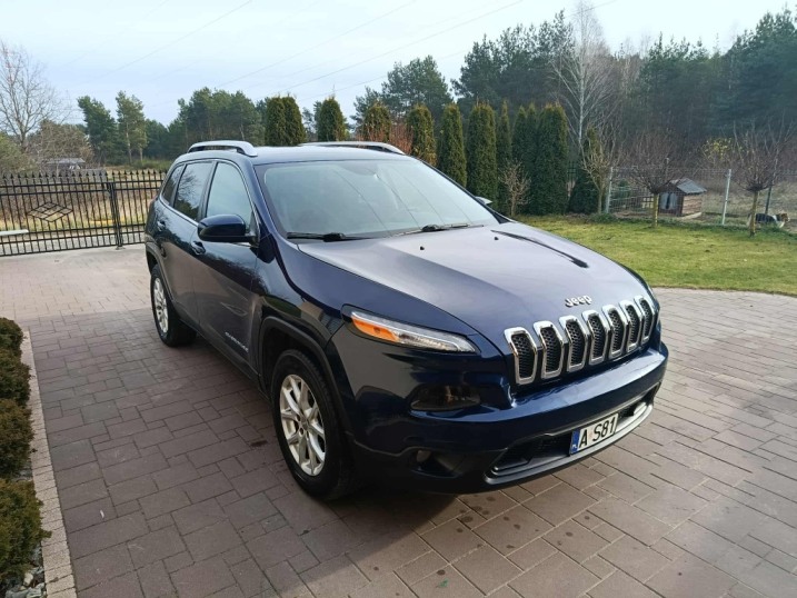 Jeep Cherokee 2,4 automat, 4x4, B +LPG z 2018 r.