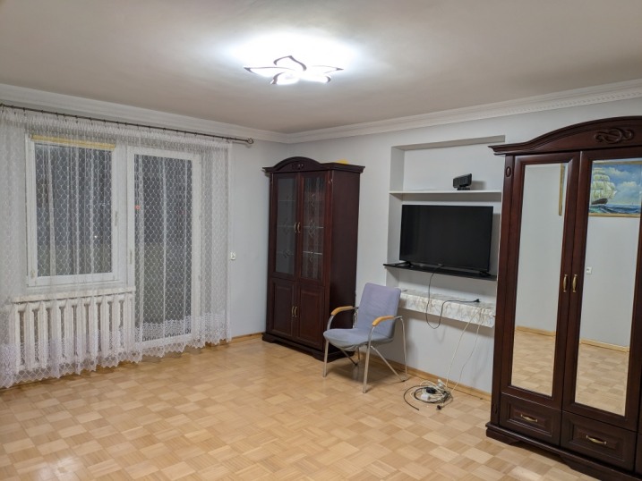 Wynajmę mieszkanie – 53 m², ścisłe centrum, ul. Dobrzańskiego 14