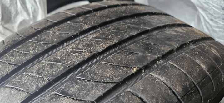 Sprzedam komplet 4 opon letnich Michelin 235/50R19
